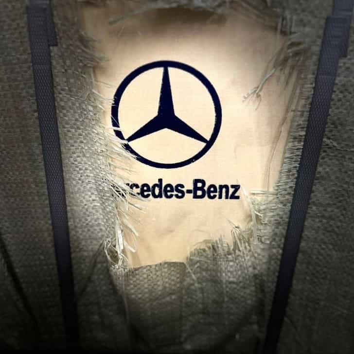 1696924035075.webp